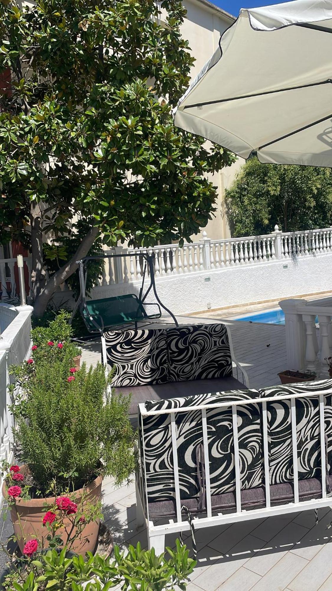 Aurora Hotel 3*